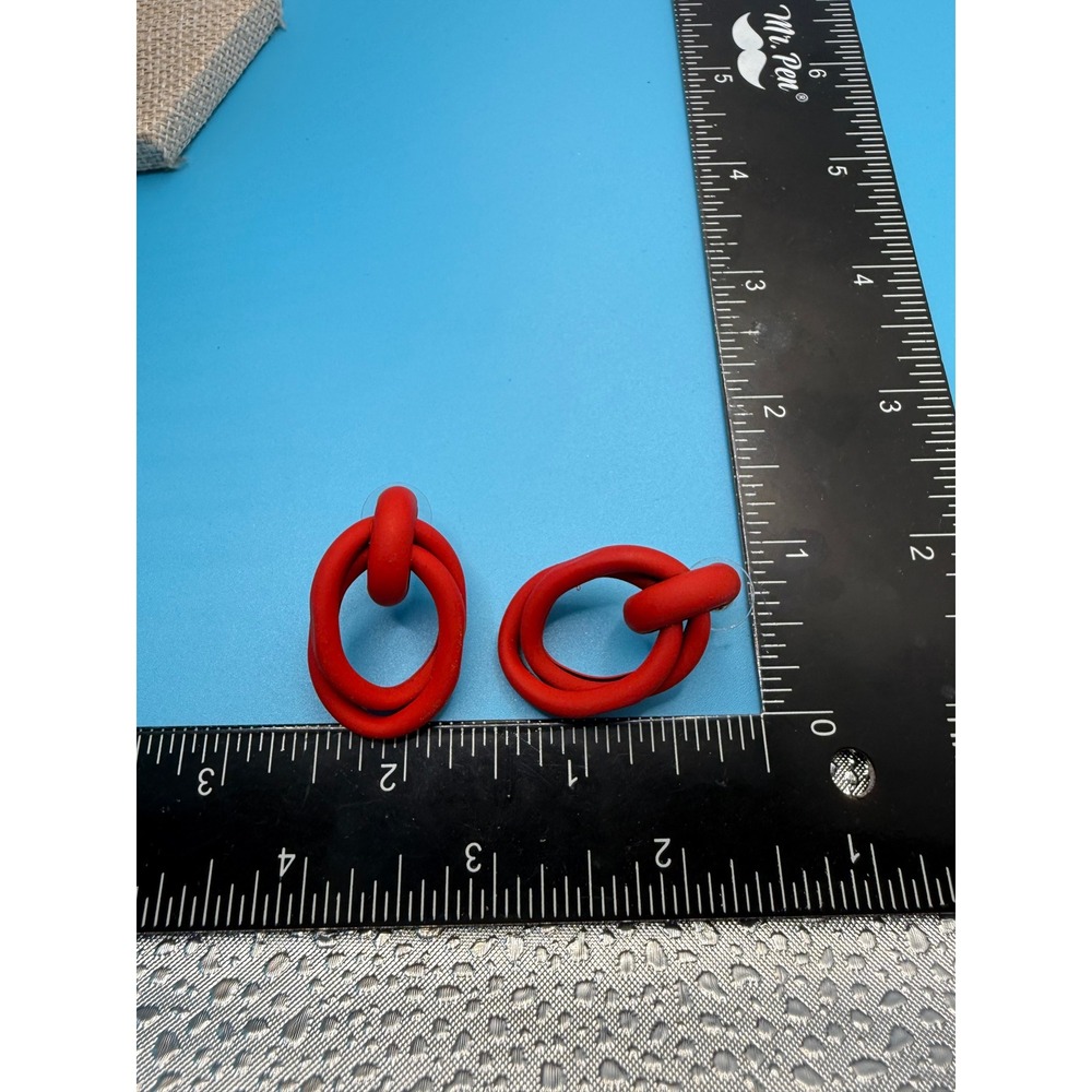 Red Matte Interlocking Double Hoop Drop Earrings Geometric Statement Post Back - Picture 4 of 4